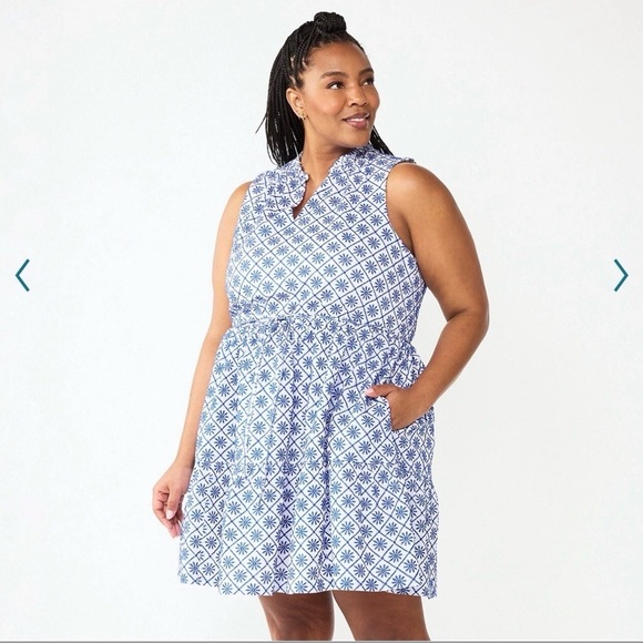 Draper James Dresses & Skirts - Draper James Plus Size 2X Embroidered V Ruffle Neck Fit & Flare Dress Cotton